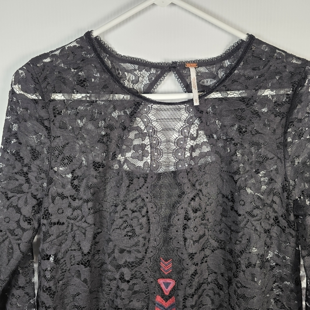 Free People Black Lace Dress with Pink Geometric Patterns Black Slip Under SizeS - Picture 3 of 13
